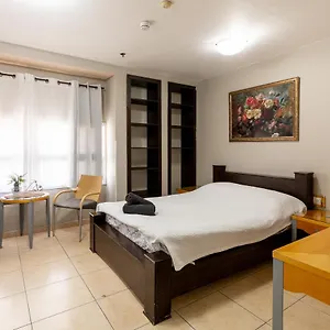 Хостел Little Hostel-5 Min Walk To The, Эйлат
